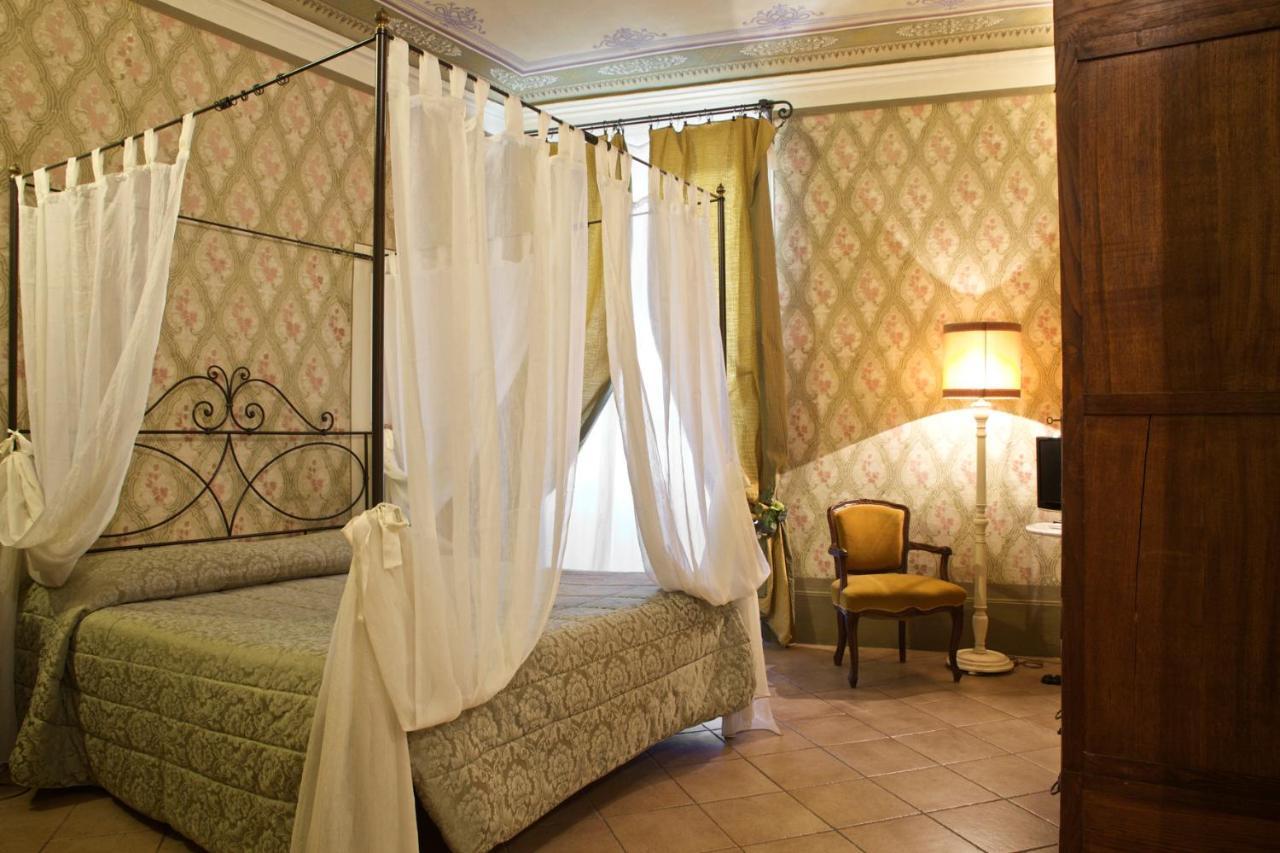 Bed & Breakfast Antica Residenza Cicogna Siena